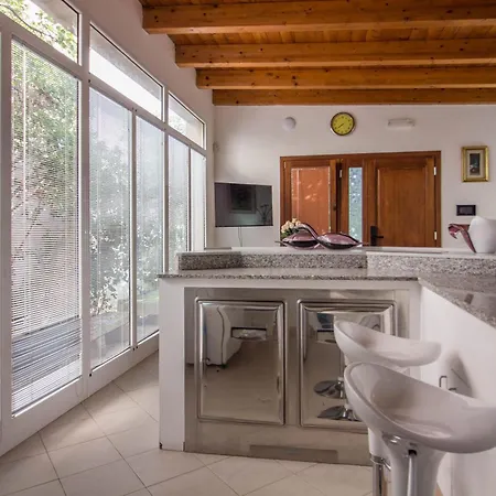 Guesthost - I Ginepri Διαμέρισμα *