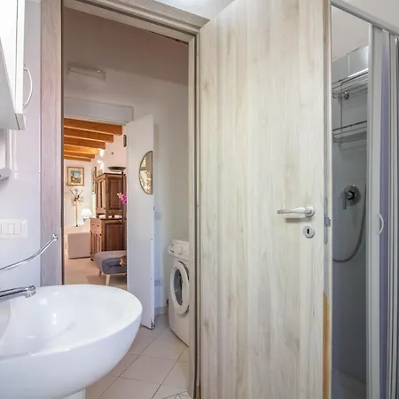 Guesthost - I Ginepri Διαμέρισμα *